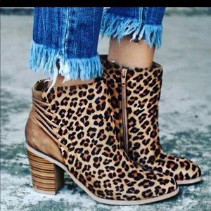 Leopard Booties Size 6 By VERY VOLATILE